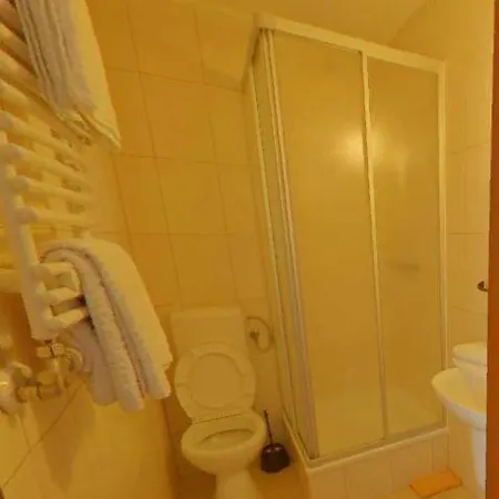 Giewont Bed & Breakfast 3*