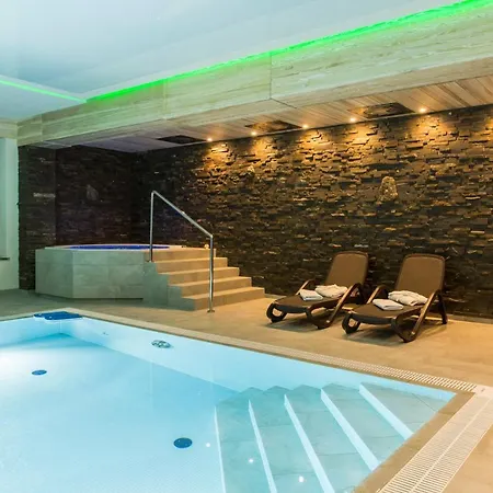 Giewont 3* Мужасихле